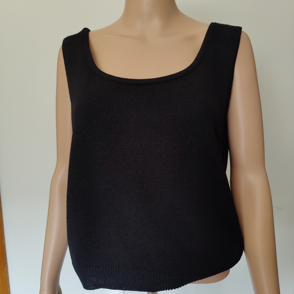 St. John Basics Vintage Knit Scoop Neck & Back Shell/Tank Top